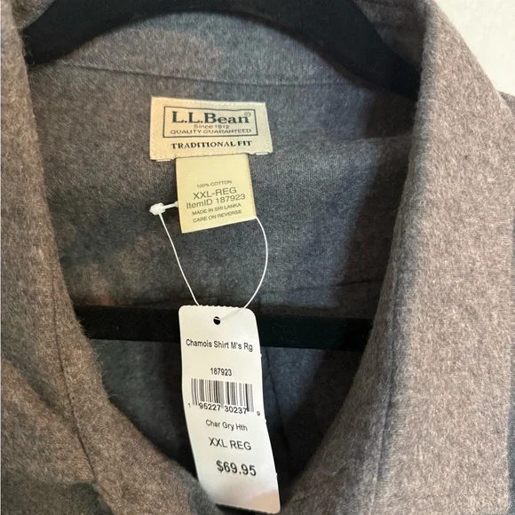 LL Bean Men's Gray Button-Up flannel shirt - Picture 3 of 4